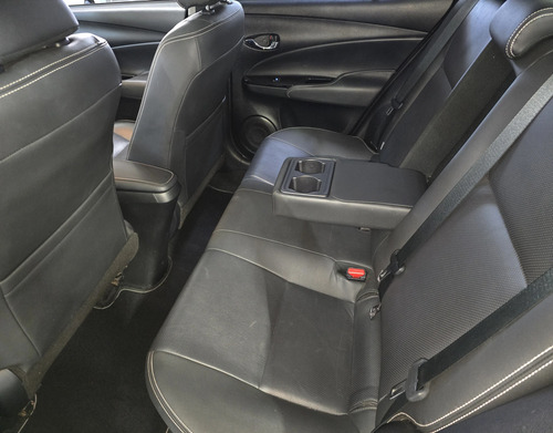 Toyota Yaris 1.5 16V FLEX SEDAN XLS MULTIDRIVE