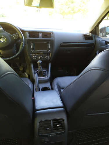 Volkswagen Vento 2.5 Luxury 170cv 2014