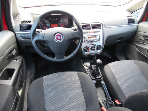 Imagem 5 de 15 de Fiat Punto 1.4 Attractive Italia 8v