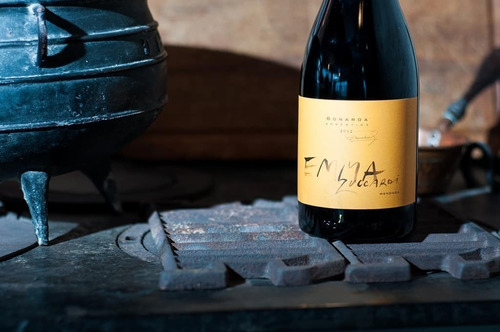 Imagen 4 de 10 de Vino Zuccardi Emma Bonarda 750ml. - Valle De Uco