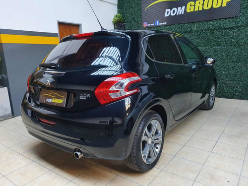 Imagen 12 de 18 de Peugeot 208 2015 1.6 Feline Pack Cuir
