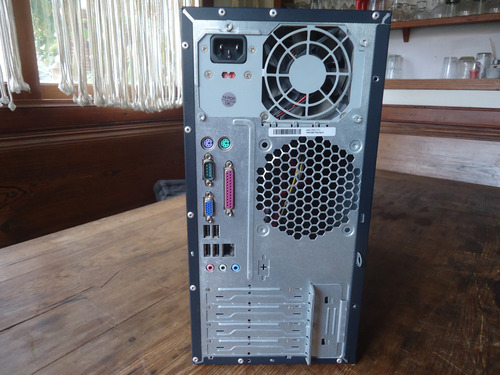 Cpu Hp Compaq Dx2300 Dual Core E4400 4gb Ram Disco 300g W10 (Usado)