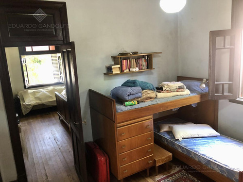 Excepcional Chalet De Estilo Sobre Lote Doble - Venta Directa!!