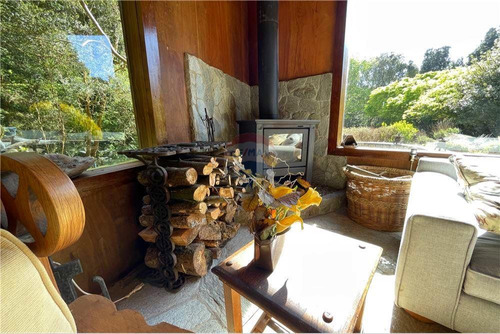Hermosa Casa En Terreno De 1 Hectárea!! Pto Varas