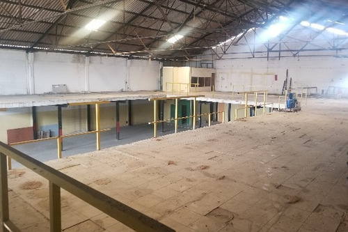 Imagen 2 de 6 de Mrg-cod877 Venta Galpón Comercial Zona Industrial Norte.