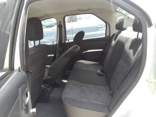 Renault Logan 1.6 Expression