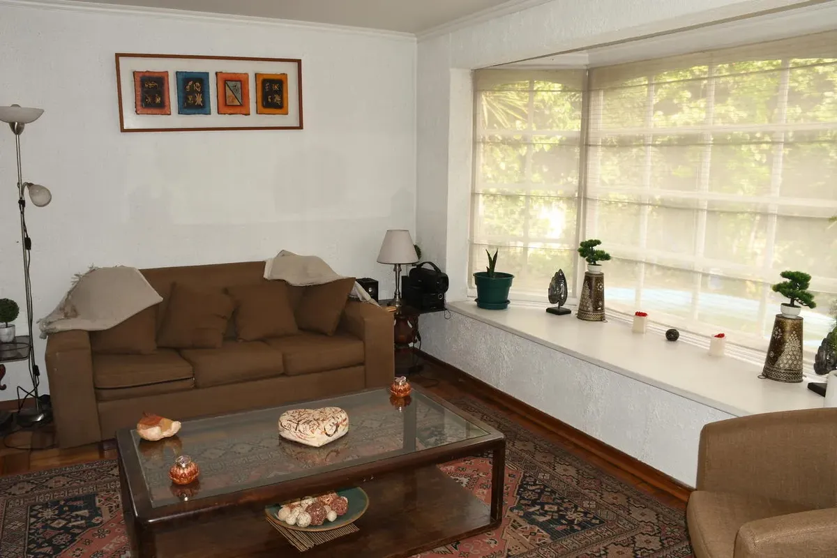 Imagen 2 de 25 de Venta Casa Los Dominicos 5d 4b Aislada 360 Mts Terreno Metro