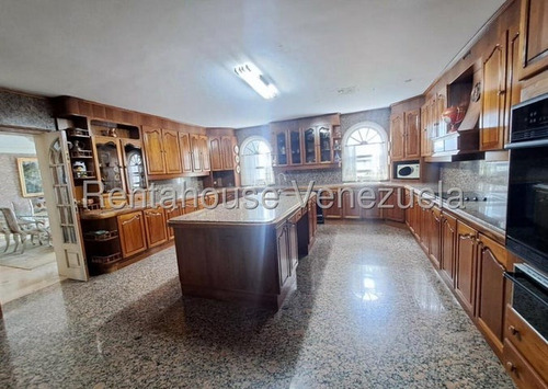 Se Vende Casa En La Lagunita Country Club