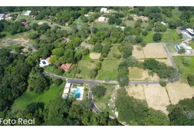 Lote y casalote en venta