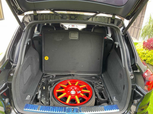 Porsche Cayenne 4.9 Turbo At
