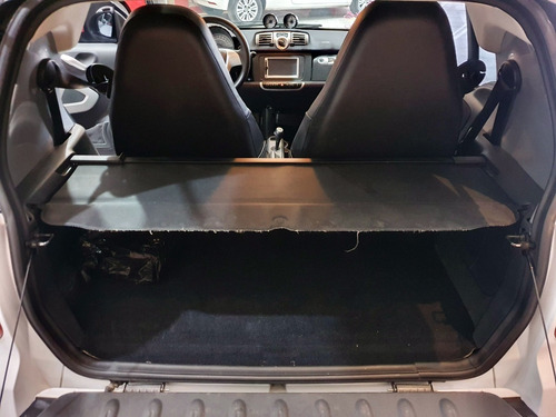 Imagen 7 de 15 de Smart Fortwo 1.0 Passion 84cv 2011