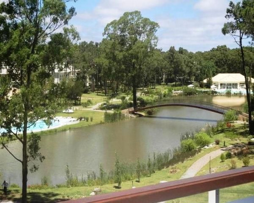 Apartamento En Alquiler Por Temporada De 1 Dormitorio En Solanas