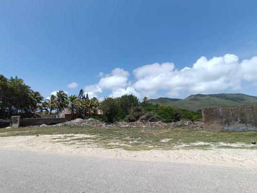 Terreno En Playa El Agua, Frente A La Playa Ic-00297