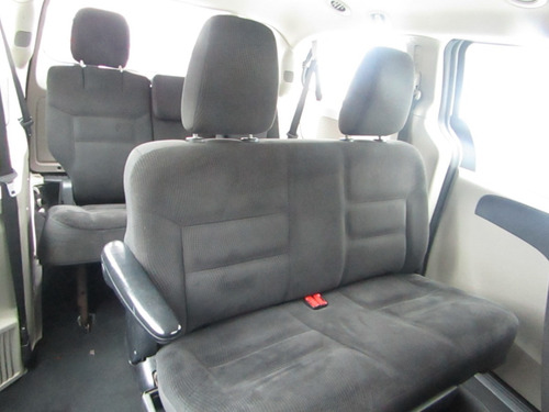 Imagen 12 de 14 de Dodge Grand Caravan Se 423 D