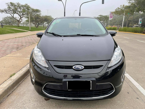 Imagen 2 de 14 de Ford Fiesta Kinetic Design 2012 1.6 Design 120cv Titanium