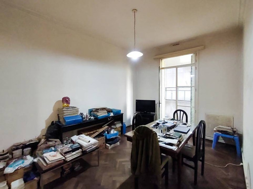 Imagen 9 de 25 de Departamento 3 Ambientes Con Dependencia Y Balcón - Balvanera