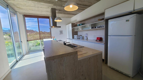Espectacular Casa En Barrio Cerrado Con Vista Al Mar