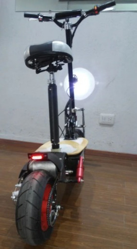 Imagen 2 de 16 de Sunra Monopatin Velocifero Bateria Litio Con Asiento 0km Y