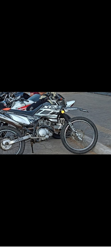 Imagen 14 de 14 de Yamaha Xtz 125