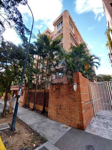 Campo Alegre/ Apartamento/ Venta / 190m2 / 3h+s 4b 3p