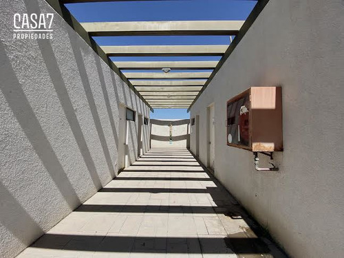 Departamento En Venta Camino La Cumbre, 3 D Mas Servicios