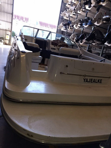 Imagen 3 de 11 de Canestrari 235 V8 Duo Prop Muy Buen Estado Full Equipo