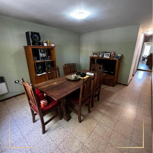 Casa Venta San Rafael - Amplia En Excelente Ubicacion