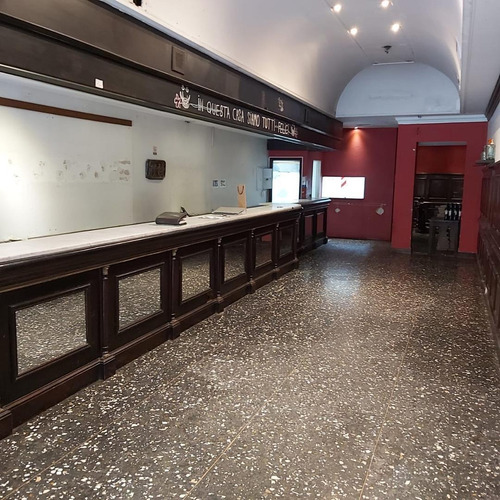 Imagen 4 de 20 de Alquiler, Local Plaza San Martín, 247 M2 Ideal Gastronomia.