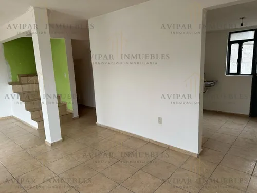 Venta De Casa En Av. Mirador De Sanata Rosa, El Mirador, El Marques Queretaro. Jtc085