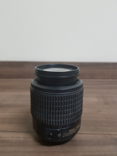 Objetiva Nikon 55-200 F4-5.6g