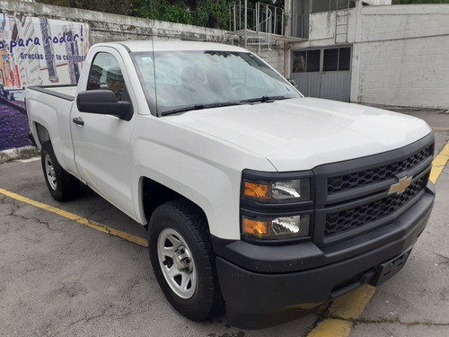 Imagen 8 de 10 de Chevrolet Silverado 2015 4.3 1500 Cab Reg V6/ Man Aa At