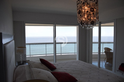 Apartamento En Mansa, 3 Dormitorios *- Ref: 4218