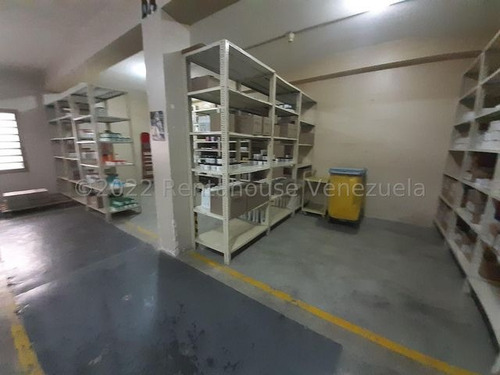 Cf Hermoso Edificio Con Excelente Distribución Con Mobiliario De Oficina A La Venta En El Limón!! Listing 25-14707