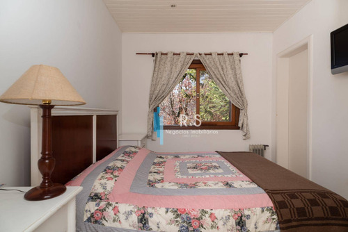 Casa Com 5 Dormitórios À Venda, 300 M² Por R$ 1.100.000,00 - Abernéssia - Campos Do Jordão/sp - Ca0532