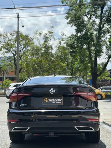 Volkswagen Jetta 1.4 Tsi R-line