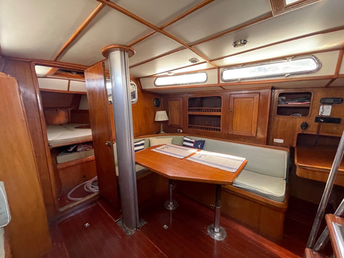 Velero Alpha 34 Yanmar 38 Hp Linea De Eje Camarote A Popa