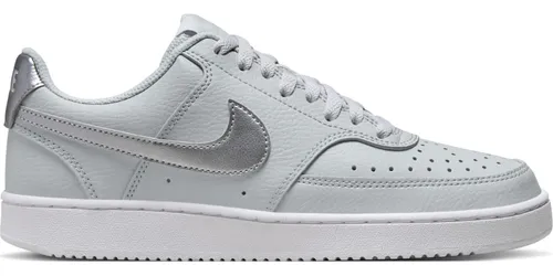 tenis nike plateados