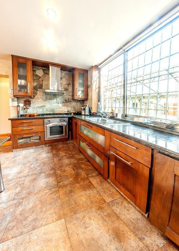 Imagen 24 de 30 de Venta / Casa / 4 Ambientes / Cochera / Pileta / Quincho / Ramos Mejia