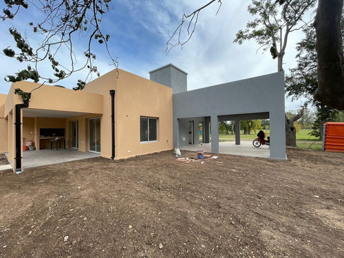 Venta Casa A Estrenar | La Asuncion Club De Campo| Lujan
