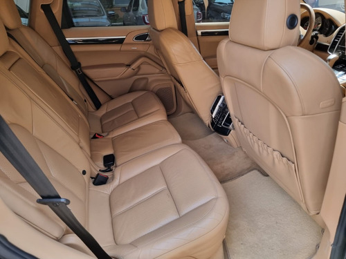 Porsche Cayenne 4.8 V8 S 5p