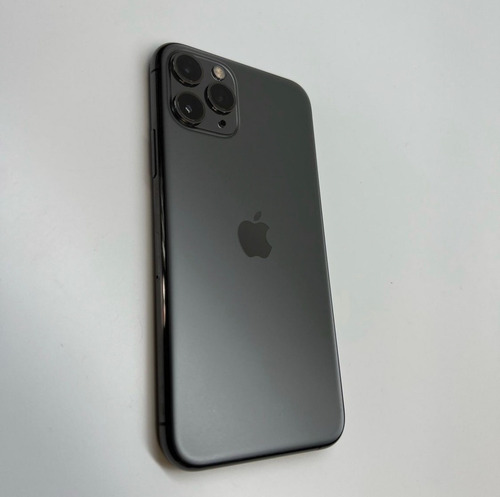 Imagen 4 de 9 de iPhone 11 Pro Max 256gb Graphite Cargador Cable Glass Funda