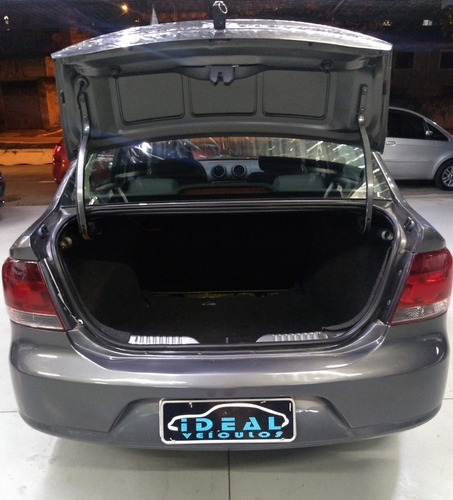 Vw Voyage Cinza 1.0/8v - 2010/2011