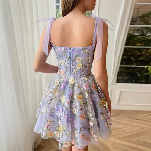 Vestido De Encaje Bordado Con Flores Tridimensionales