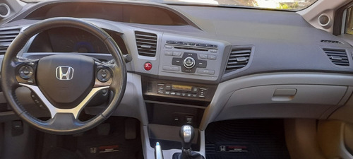 Imagen 12 de 15 de Honda Civic Exs