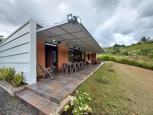 Casa Campestre En Venta En Los Pirineos. Cod V8014699