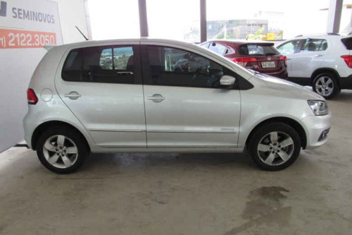 Volkswagen Fox 1.6 16v Msi Highline (flex)