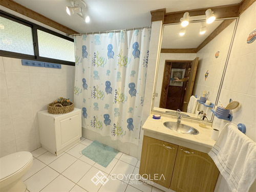 Casa En Venta De 6 Dorm. En La Estrella