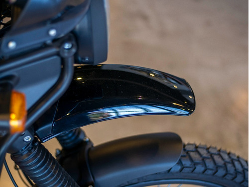 Imagen 5 de 25 de Royal Enfield Himalayan Rock Red