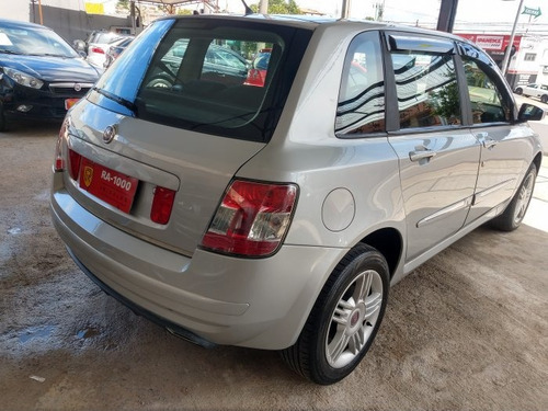 Stilo 1.8 Mpi 8v Flex 4p Automatizado