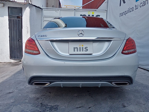 Imagen 11 de 15 de Mercedes Benz Clase C 2017 2.0 C 250 Sport At
